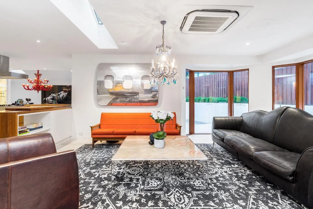Your Luxury Escape - Onecoral - Luxury Living At *