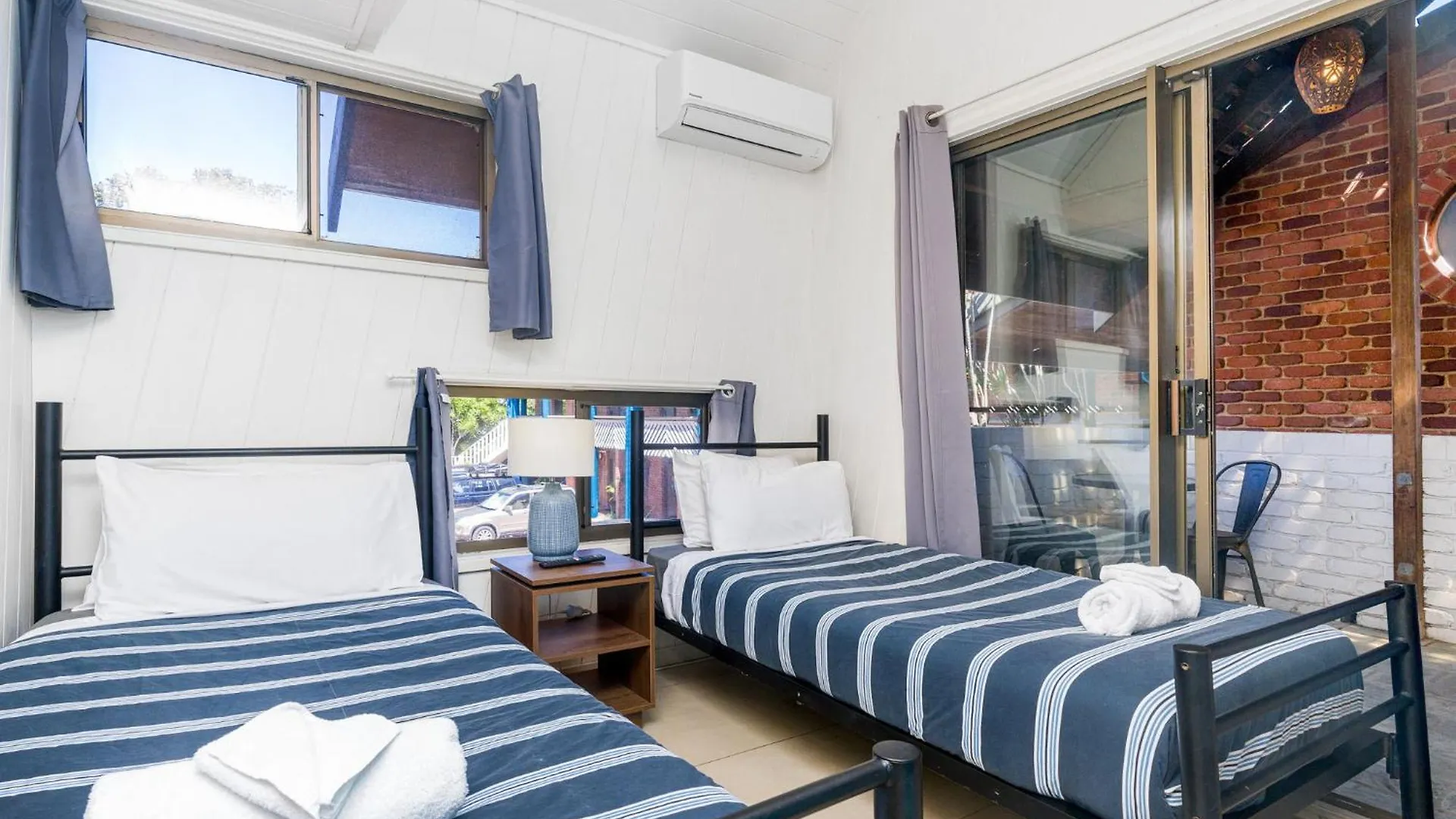 Aquarius Backpackers * Byron Bay