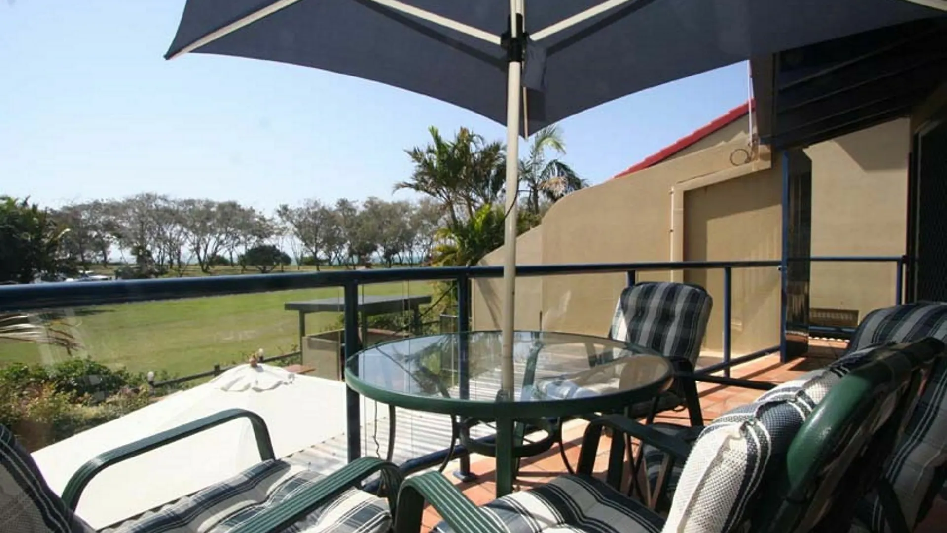 Beachfront Byron Bay