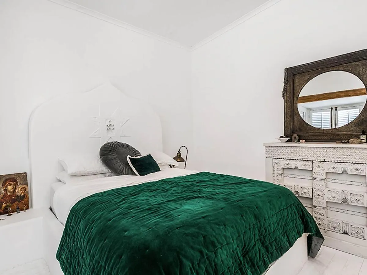 Your Luxury Escape - Bisque House * Byron Bay