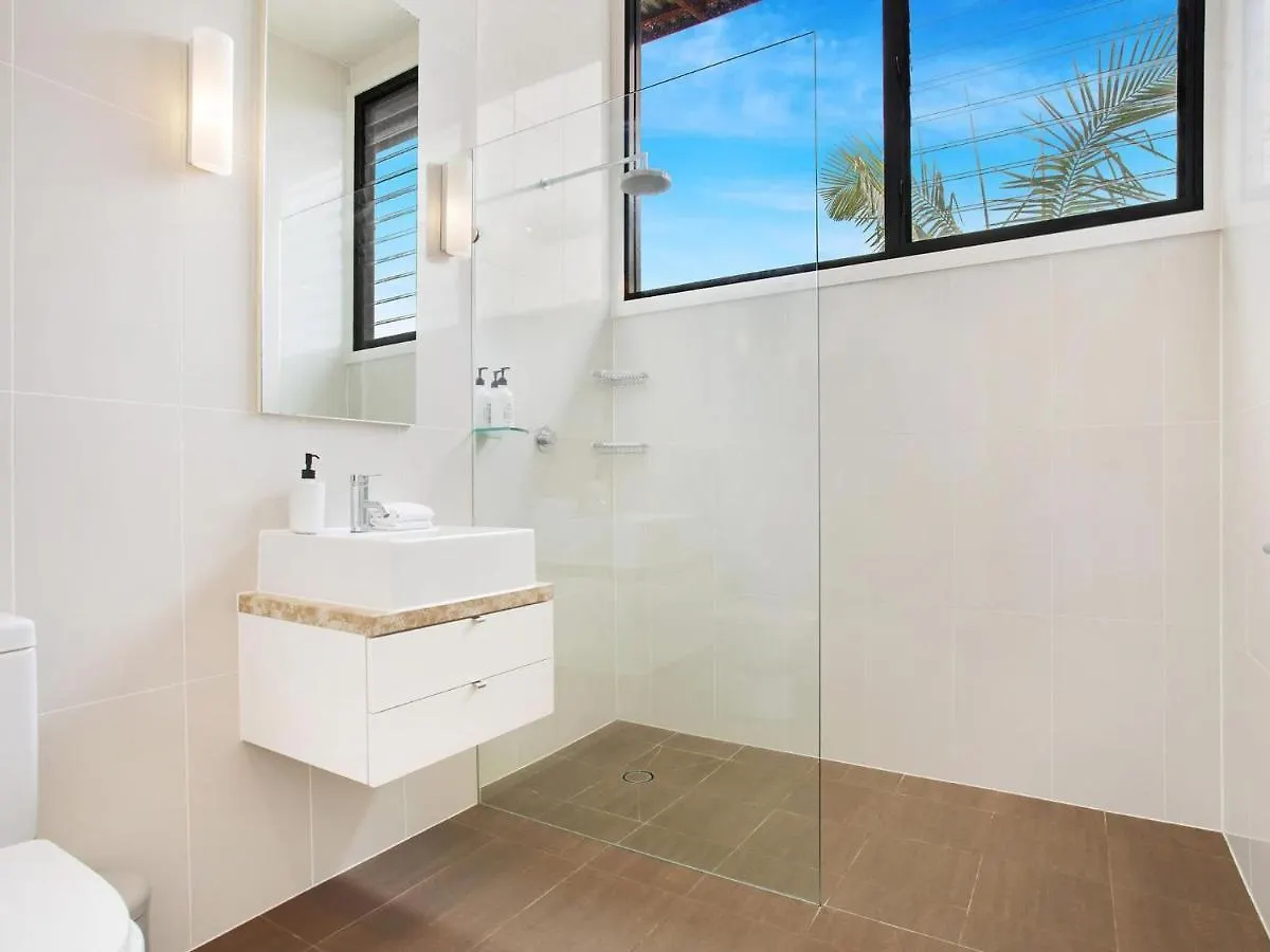 Kiah - Nestled Between Main & Belongil Beaches 別荘 *