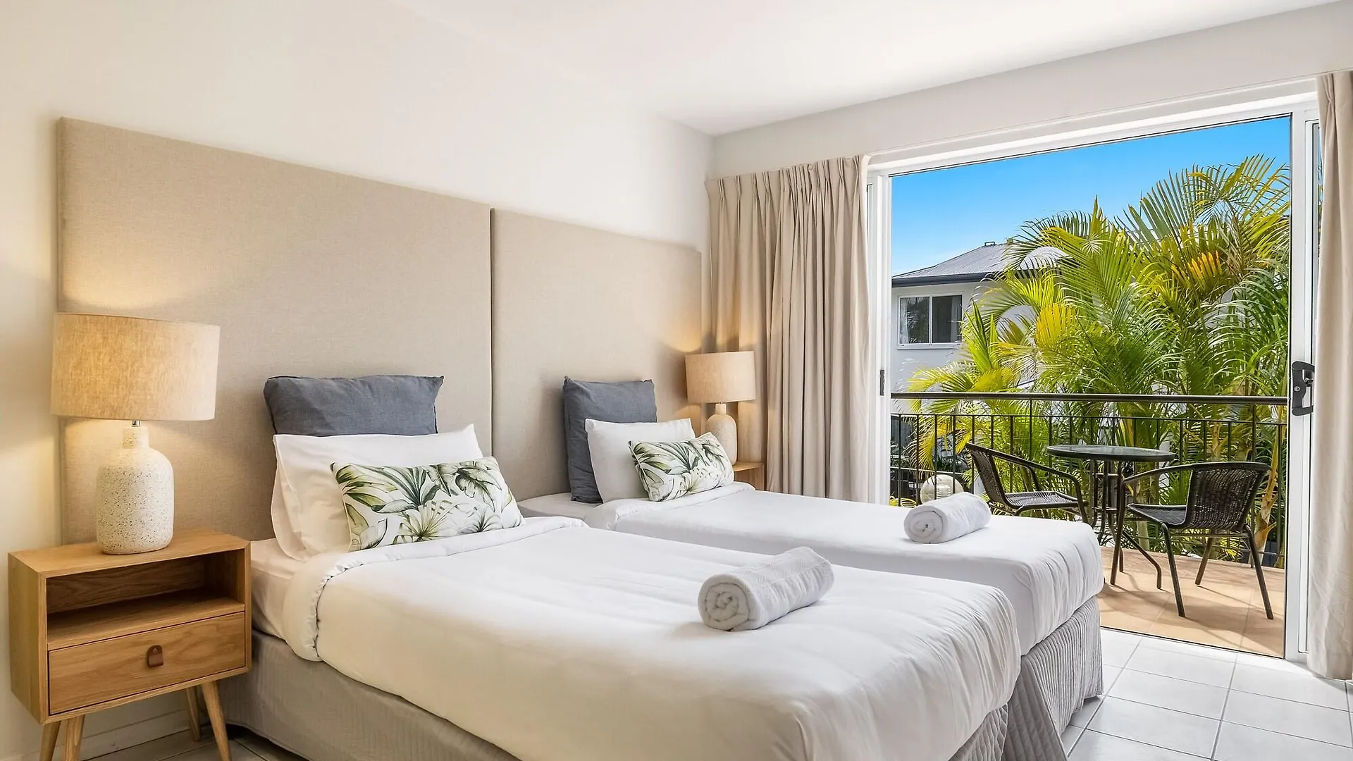 Aparthotel Eco 4*