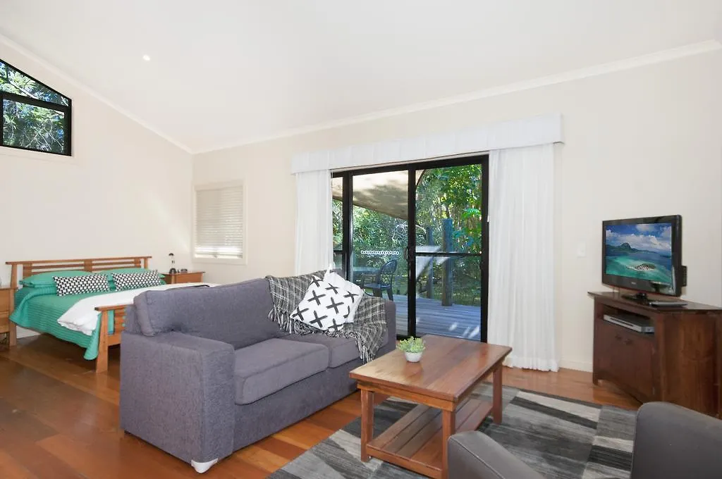 Bundaleer Retreat Lodge *