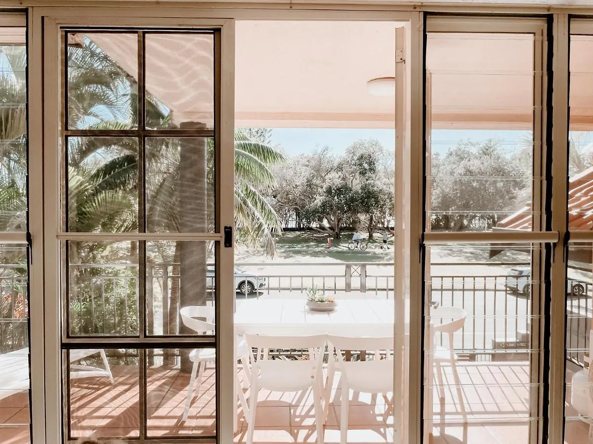Hotel apartamentowy Sea Breeze On Main 3*