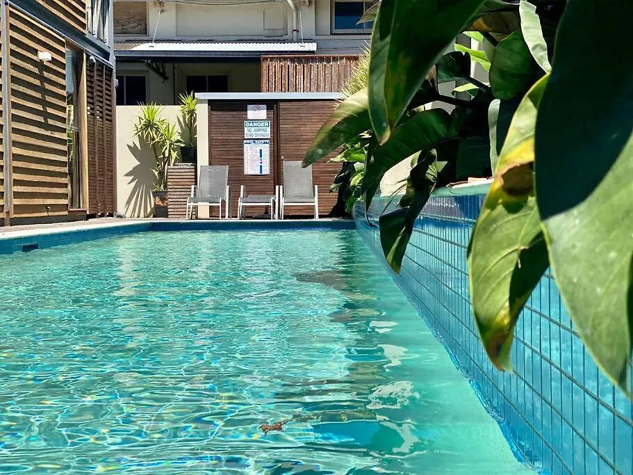 Poolside In Byron Apartment