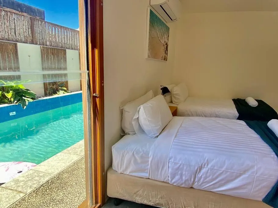 Apartment Poolside In Byron Byron Bay