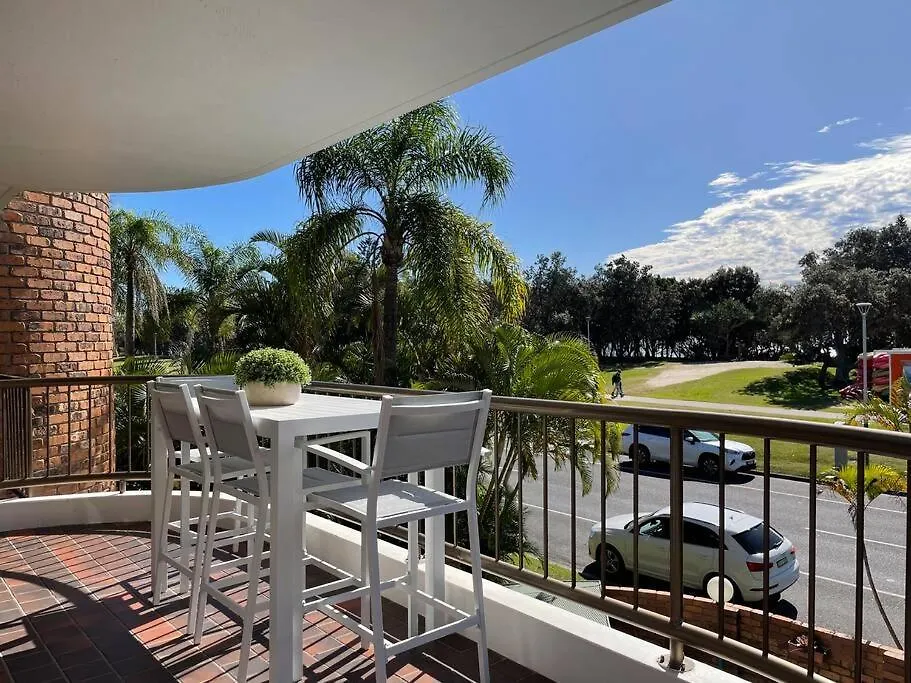 Surf Haven Opposite Clarkes Pool Walk To Cbd