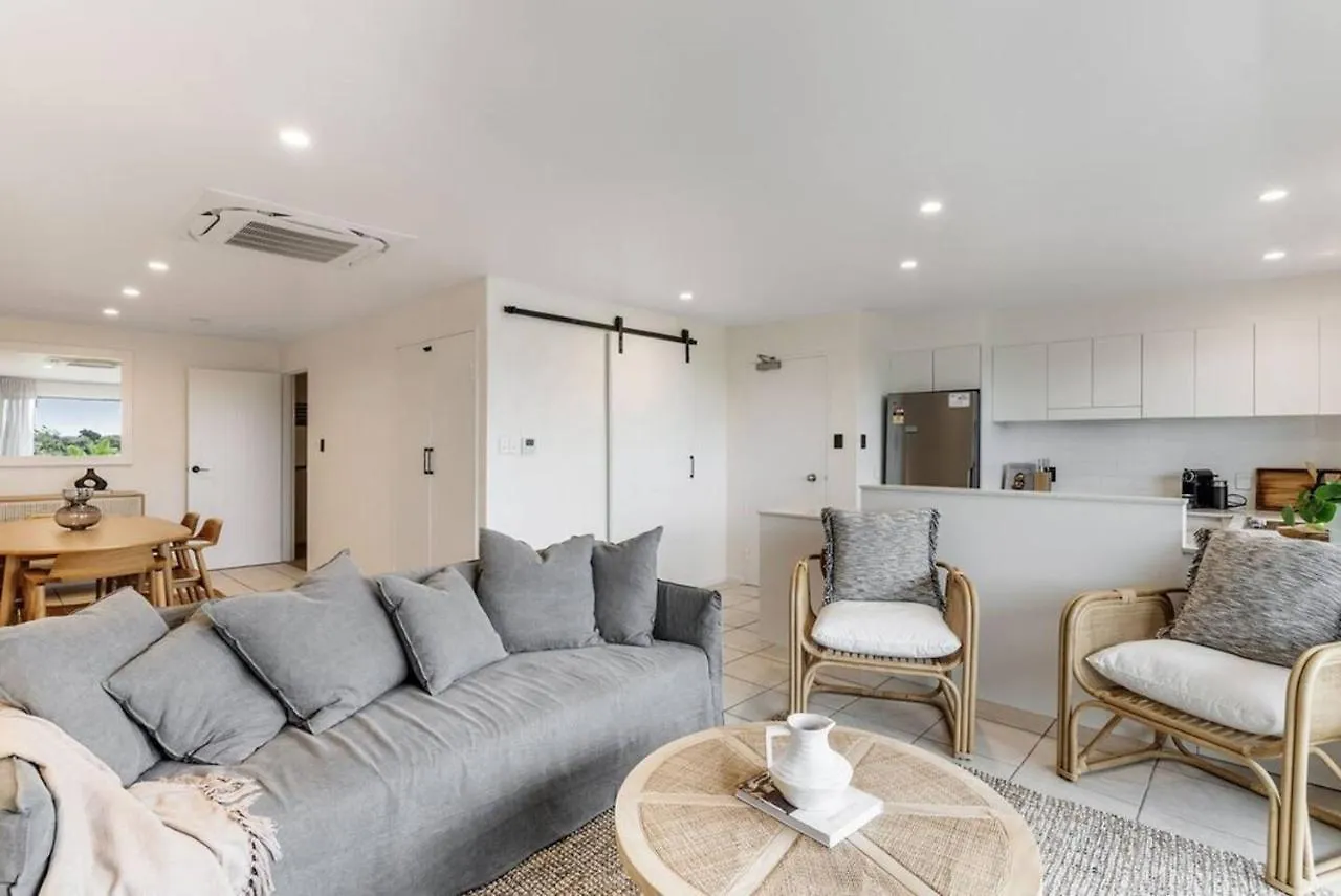 Beachside Serenity * Byron Bay
