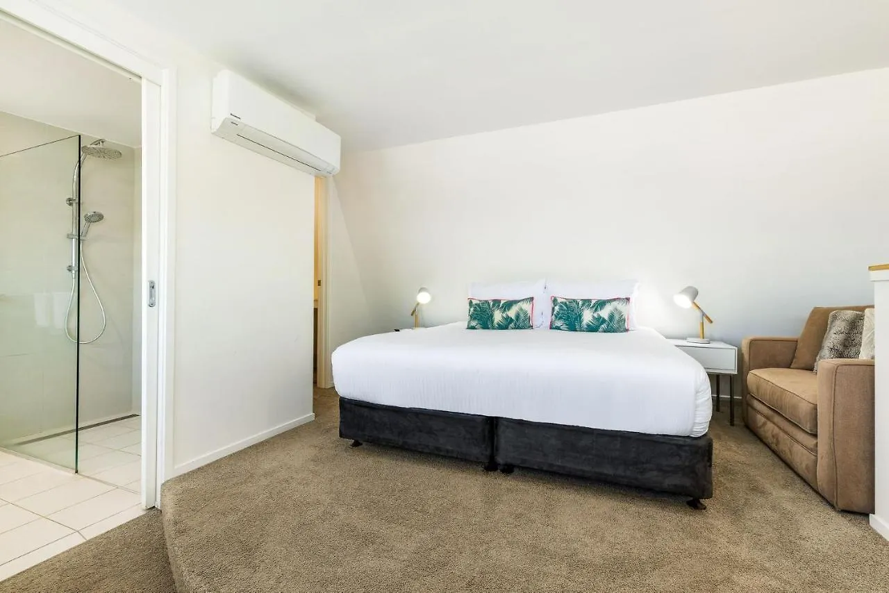 Beachfront Penthouse 10 Appartement Byron Bay