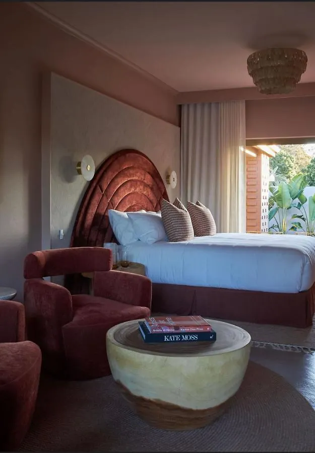 Swell - Adults Only 5* Byron Bay