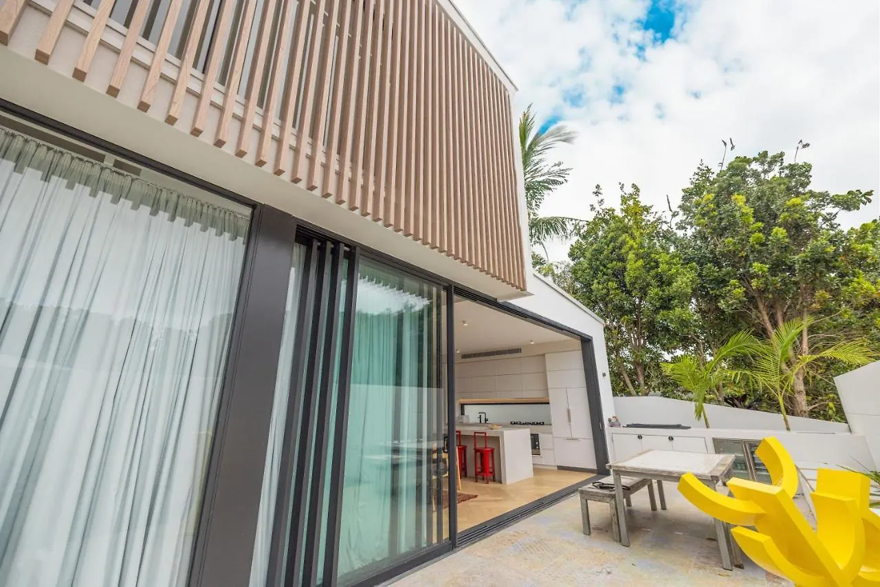 Cooee -brand New With Private Pool 350m To Beach! 바이런베이