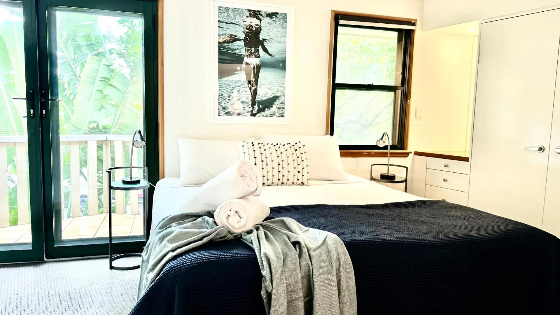 Ulysses - Heated Pool Walk To Town &
