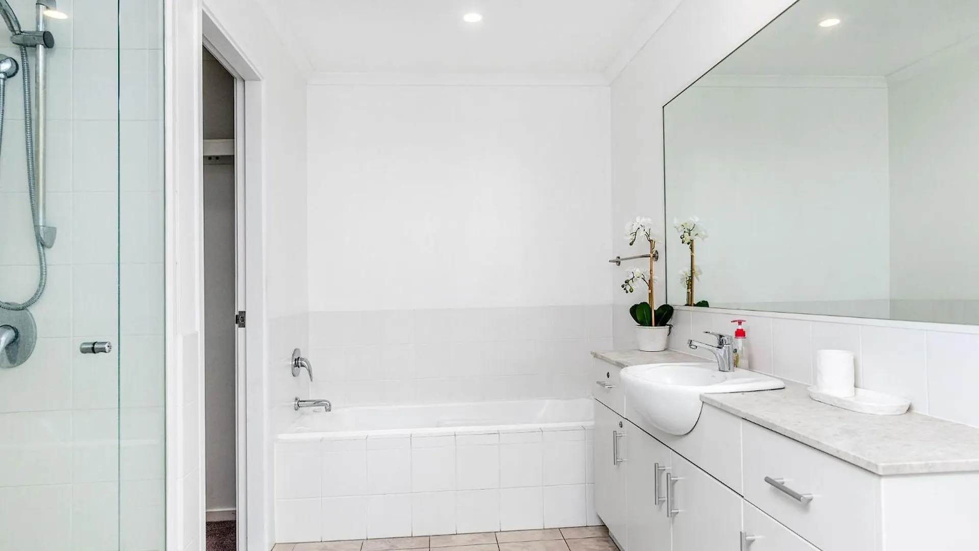 Apartman Solace Unit 1 - *