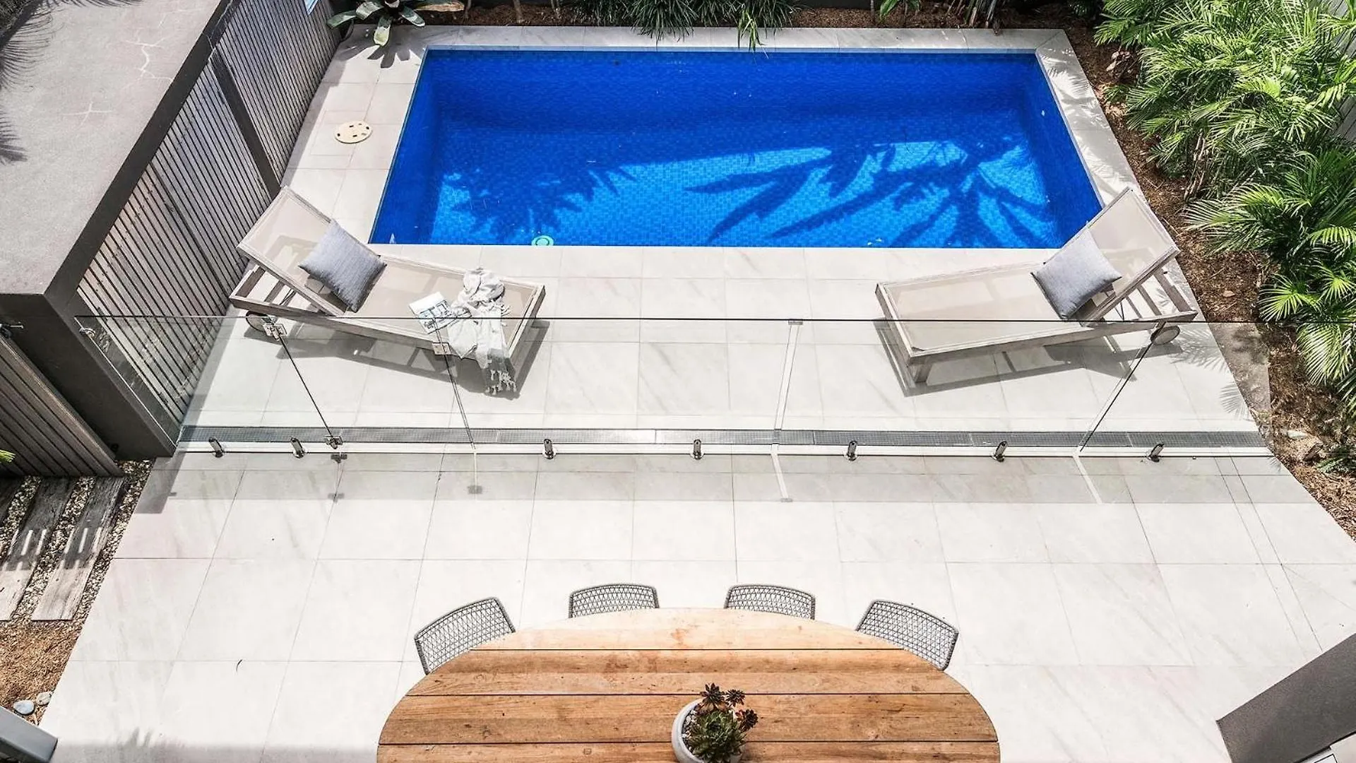 Kokos House 2 - Belongil Pad With Pool *