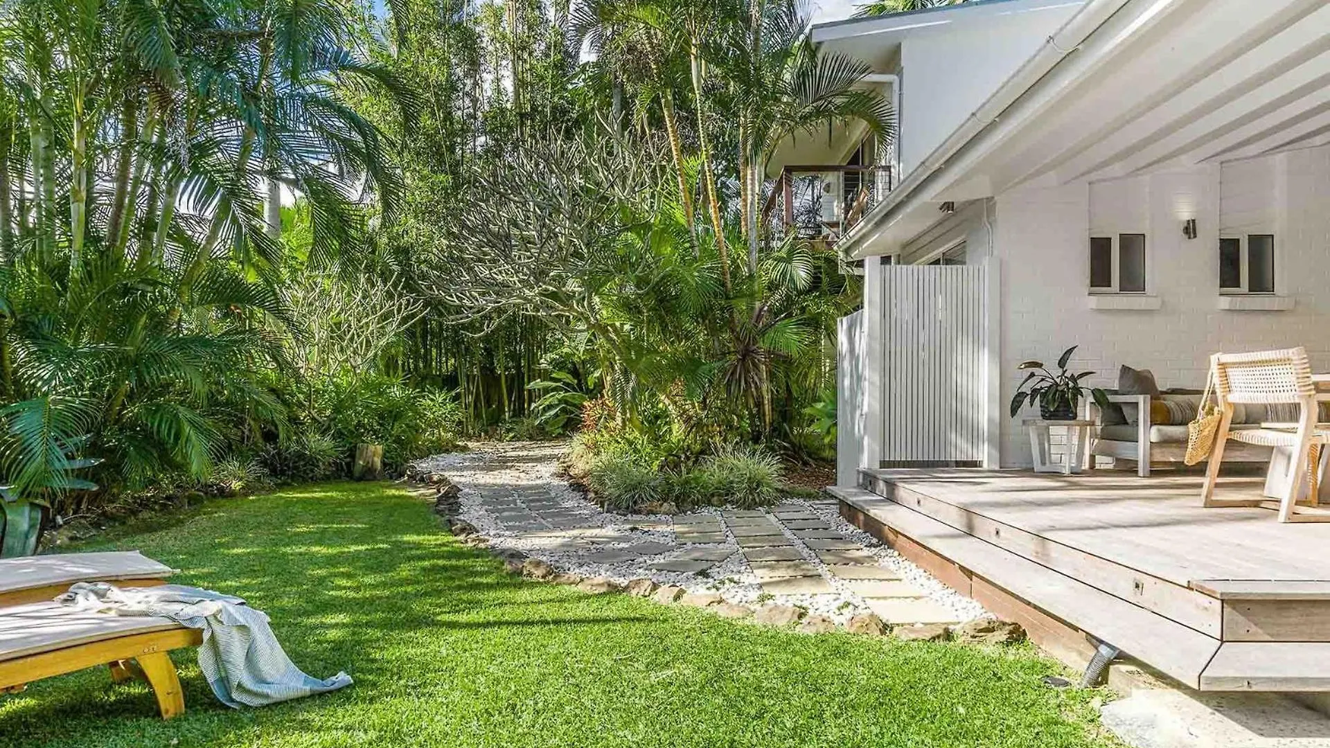 A Perfect - Allure * Byron Bay