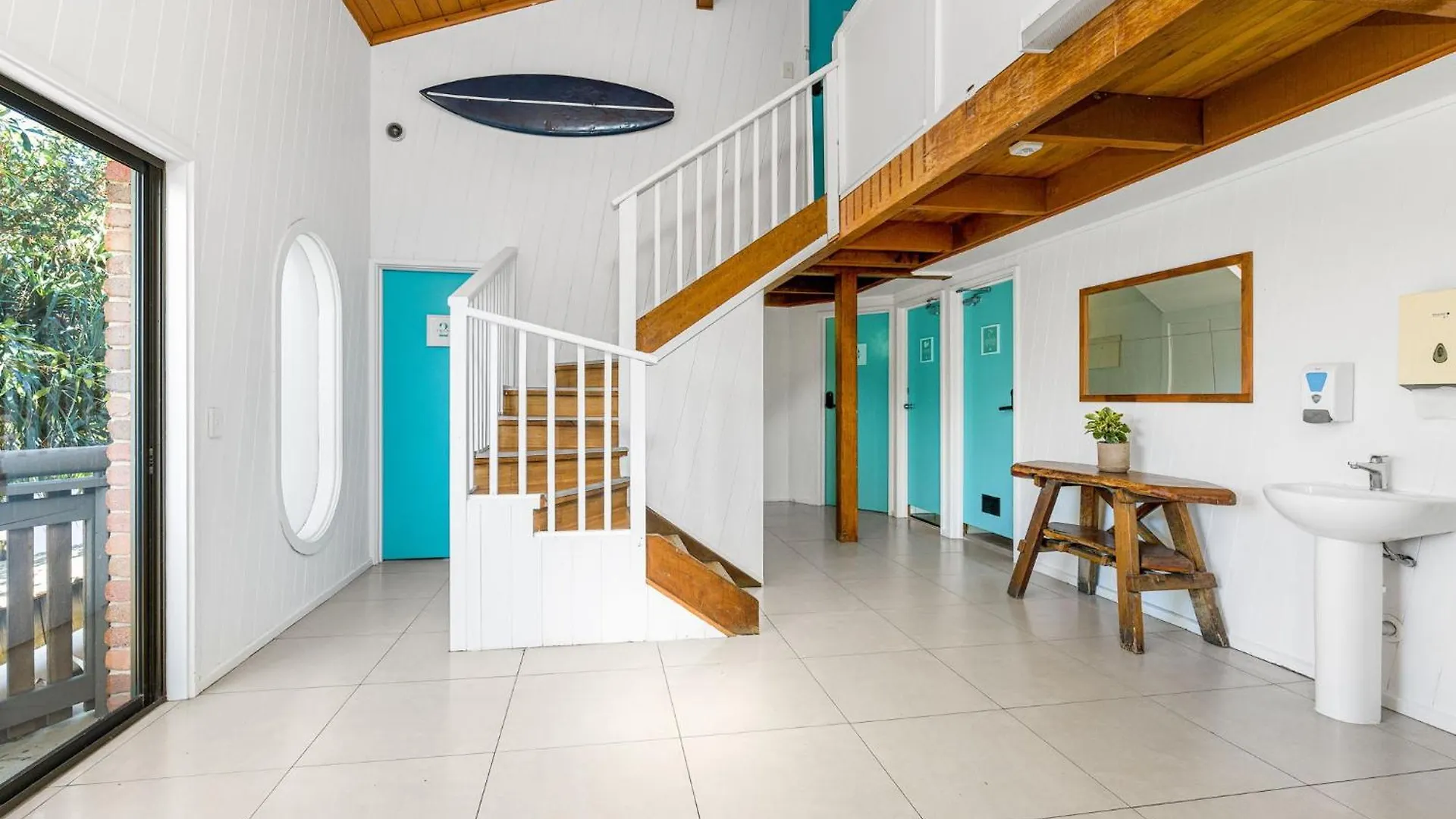 Aquarius Backpackers Hostel Byron Bay