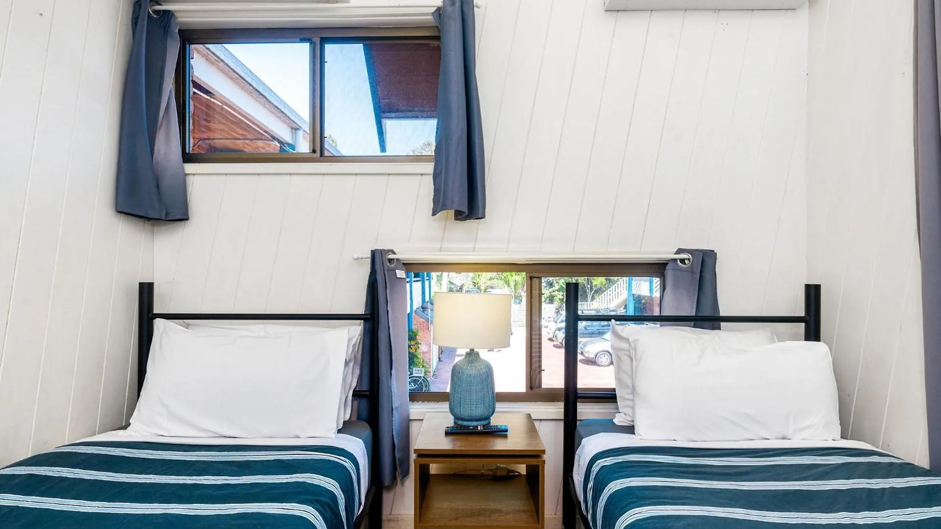 Aquarius Backpackers Hostel