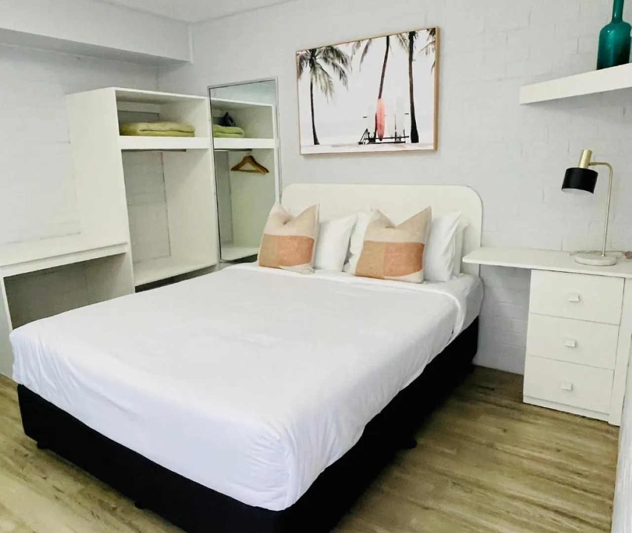 Motel Bay 4*