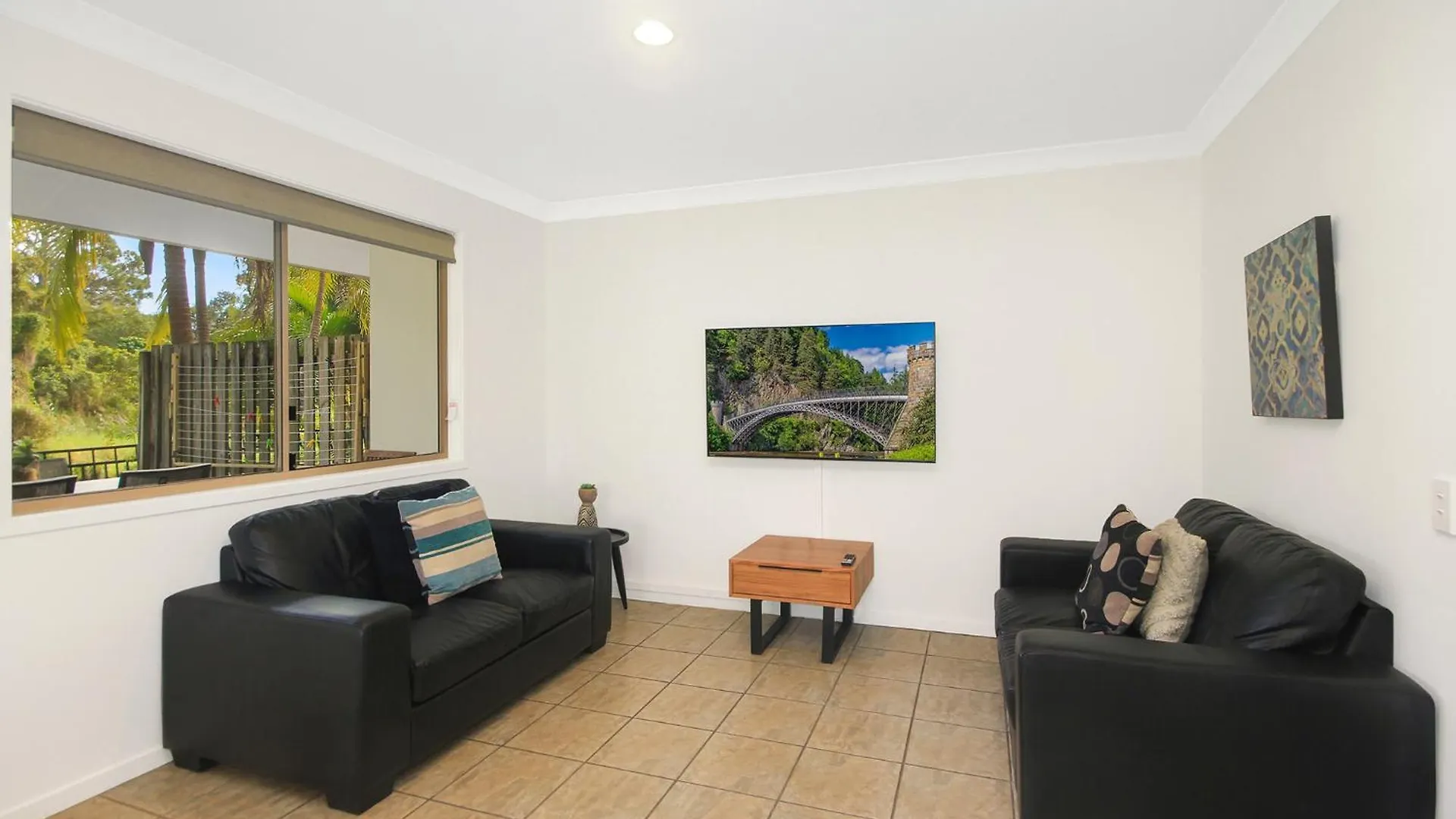Byron Lakeside Aparthotel Byron Bay