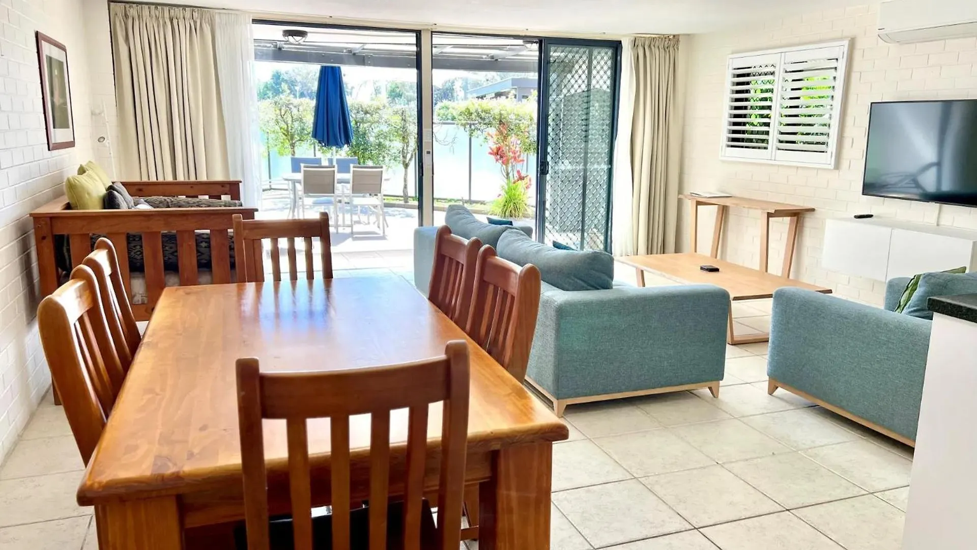Beachfront * Byron Bay