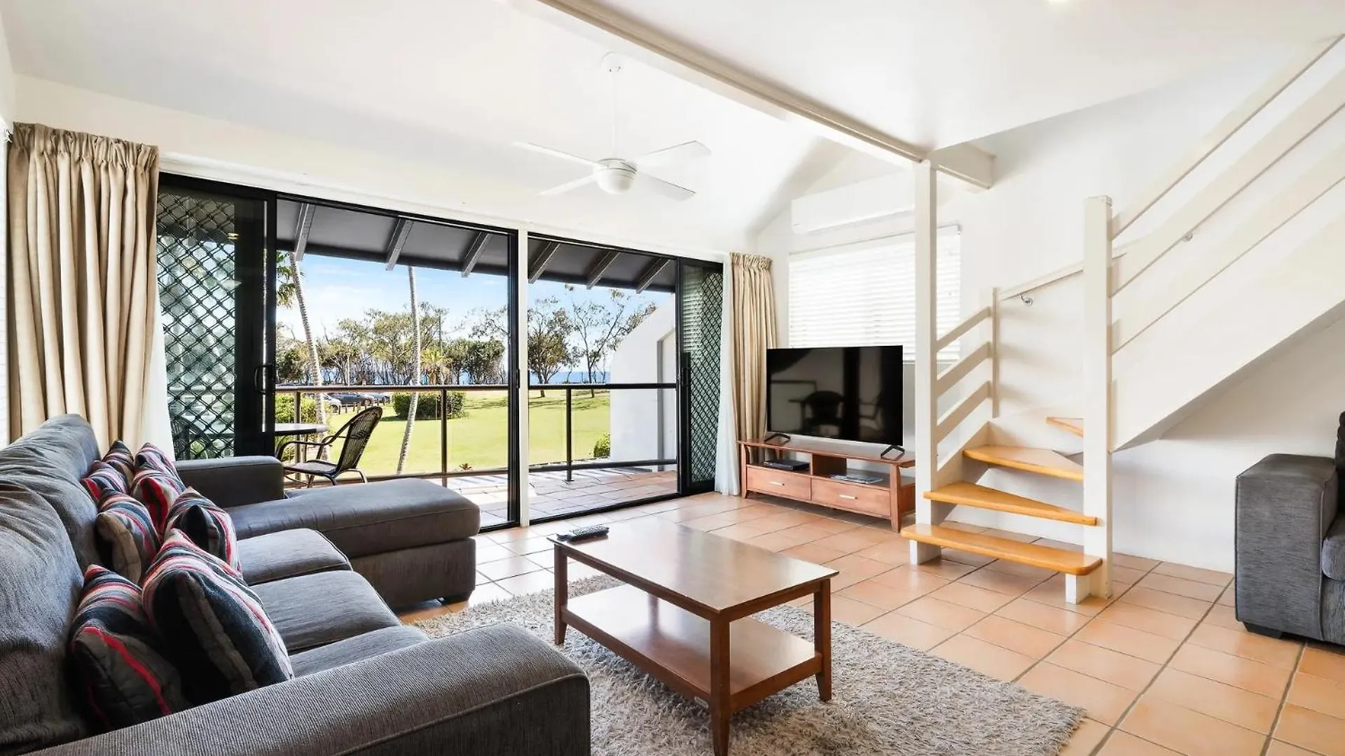 Beachfront * Byron Bay