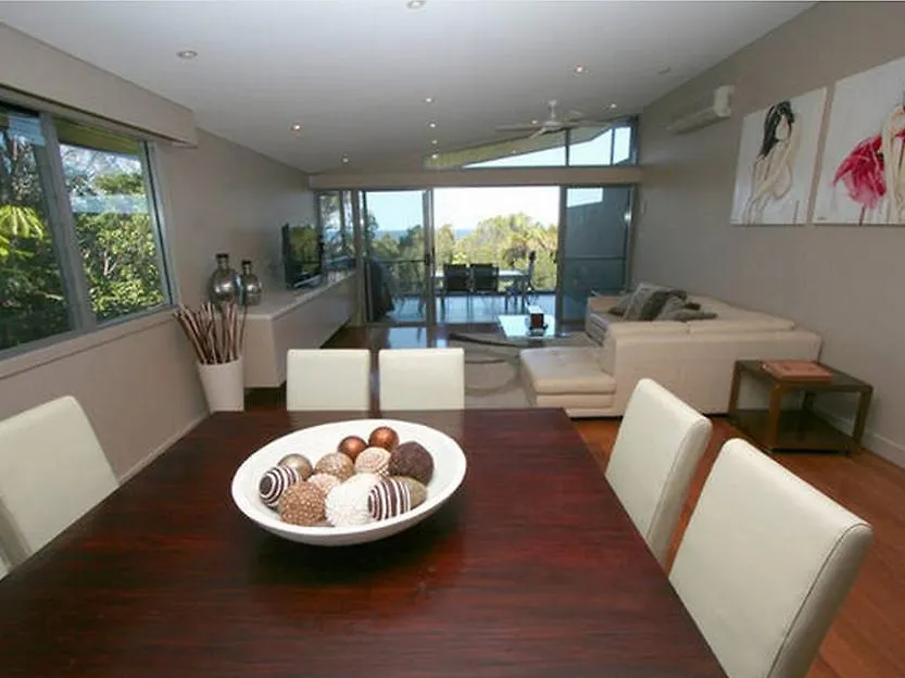 Accom Unit 1 22 Mahogany Drive - House 1 At Vue