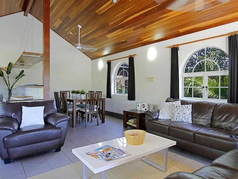 Clarkes Villa *