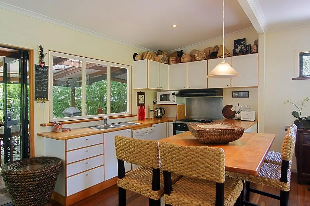 Accom 28 Childe Street, - Banaba Byron Bay