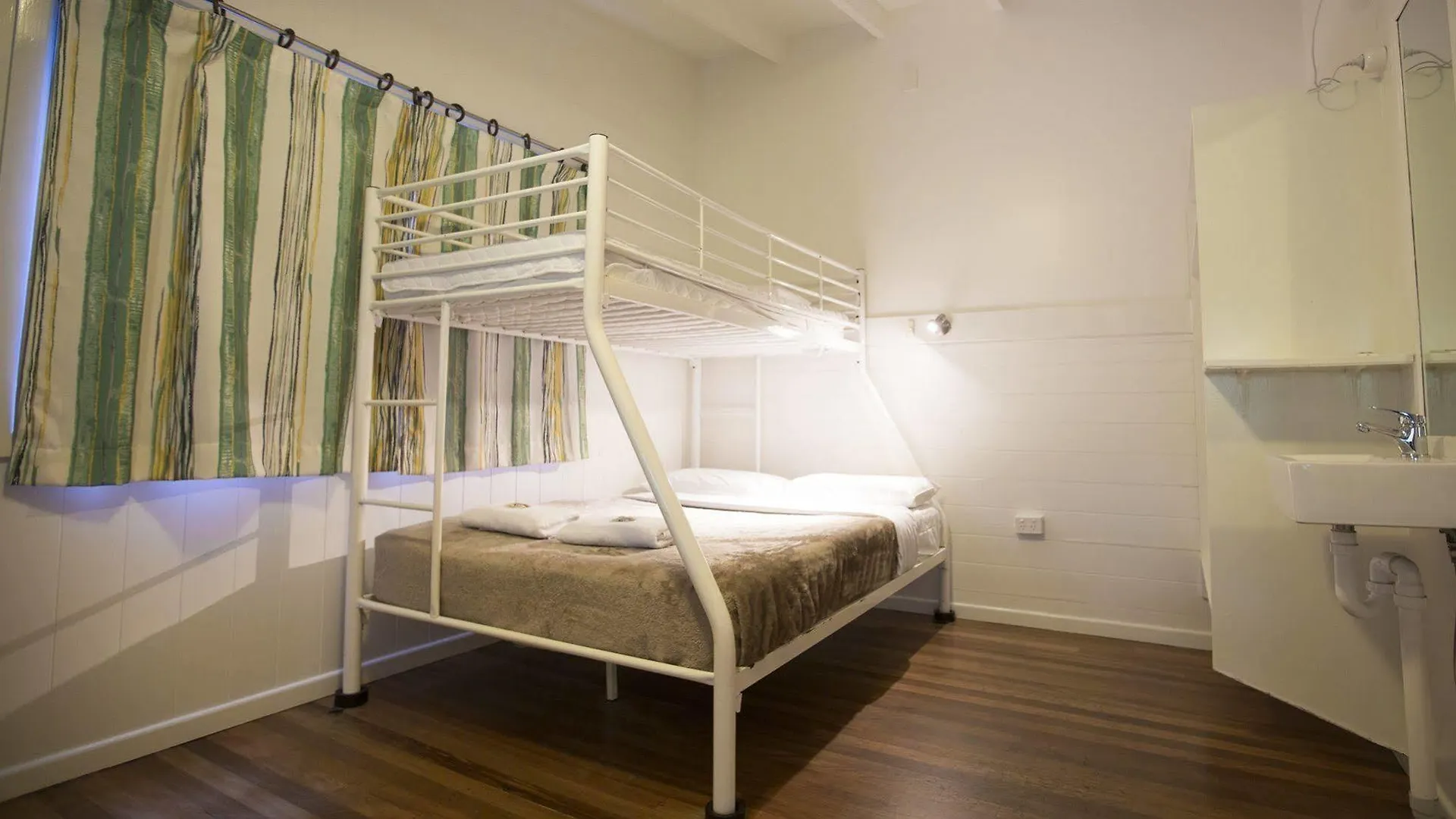 Auberge de jeunesse Wake Up! *