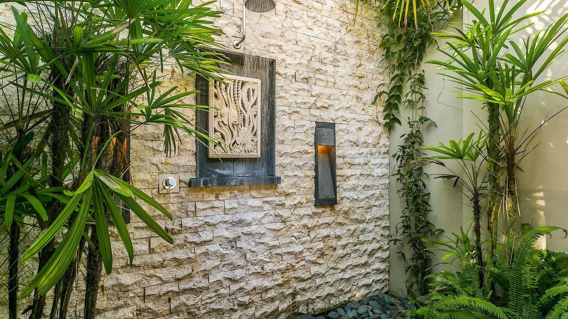 Your Luxury Escape - Amala Luxury