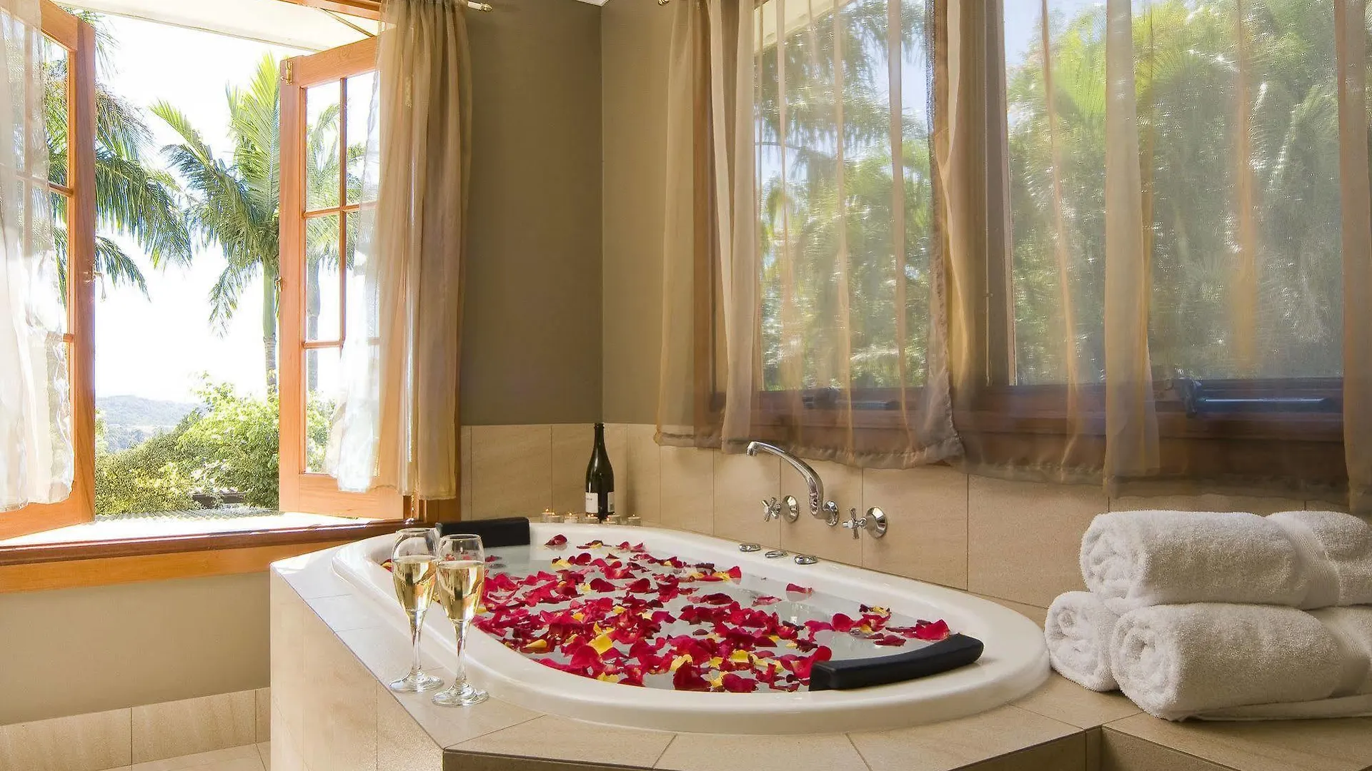 Resort Summerhills Retreat Byron Bay 5*
