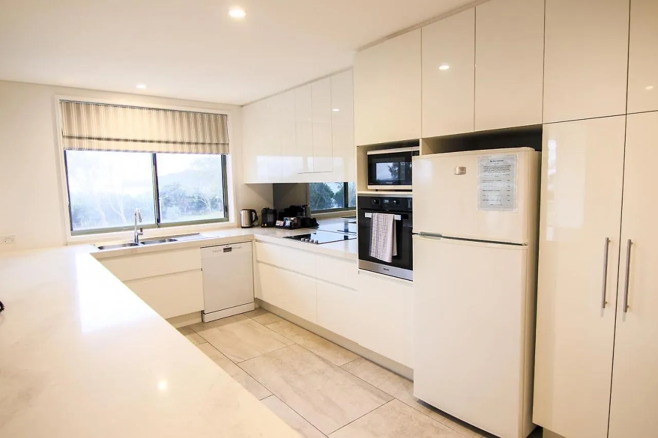 Bay Royal Aparthotel 4*