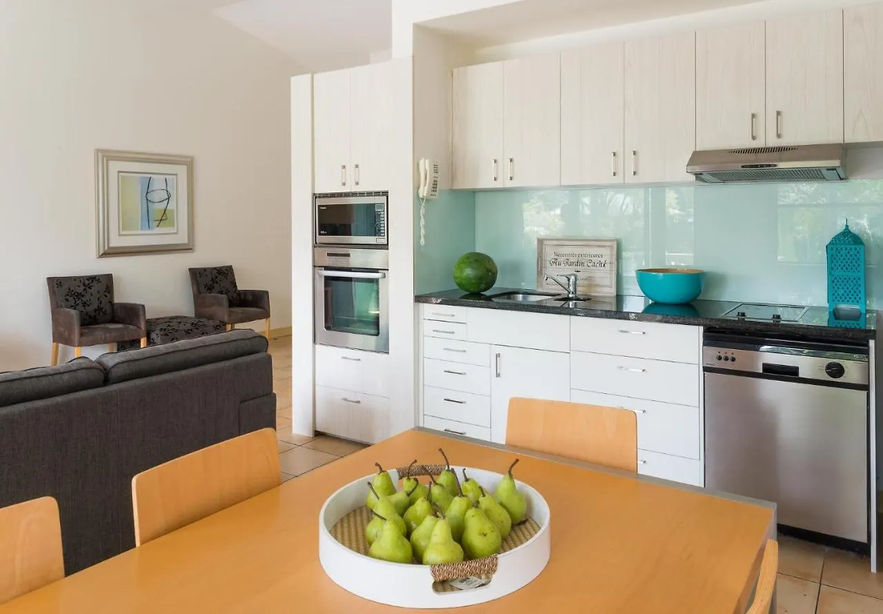 Apartmanhotel The Crest 4*