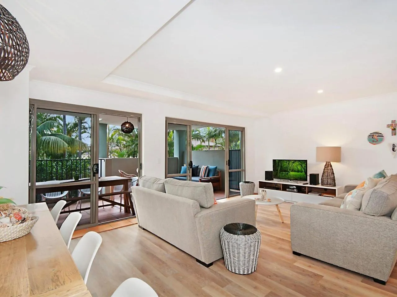 Byron Beaches Location * Byron Bay
