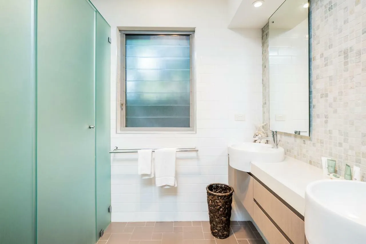 Accom Unit 1 22 Mahogany Drive - House 1 At Vue Villa
