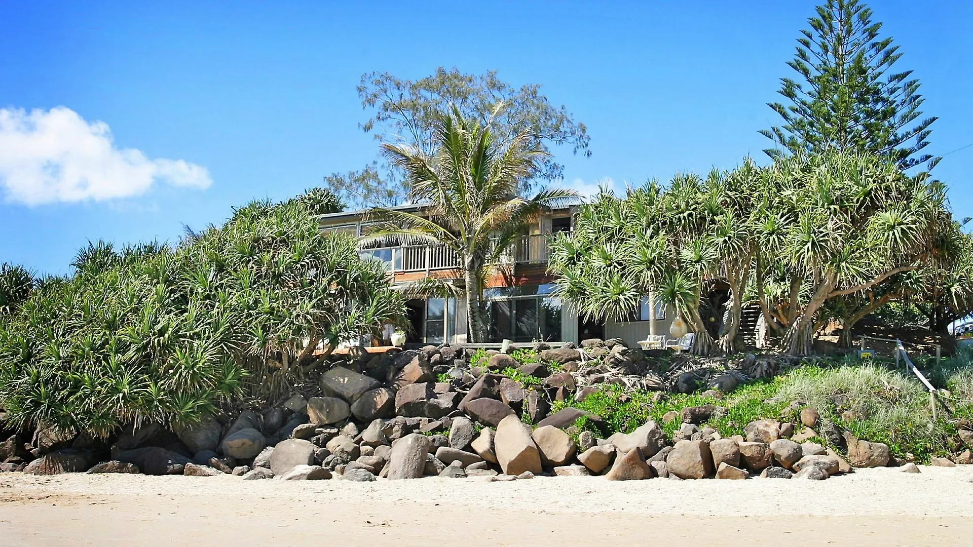 Moonstruck Byron Bay