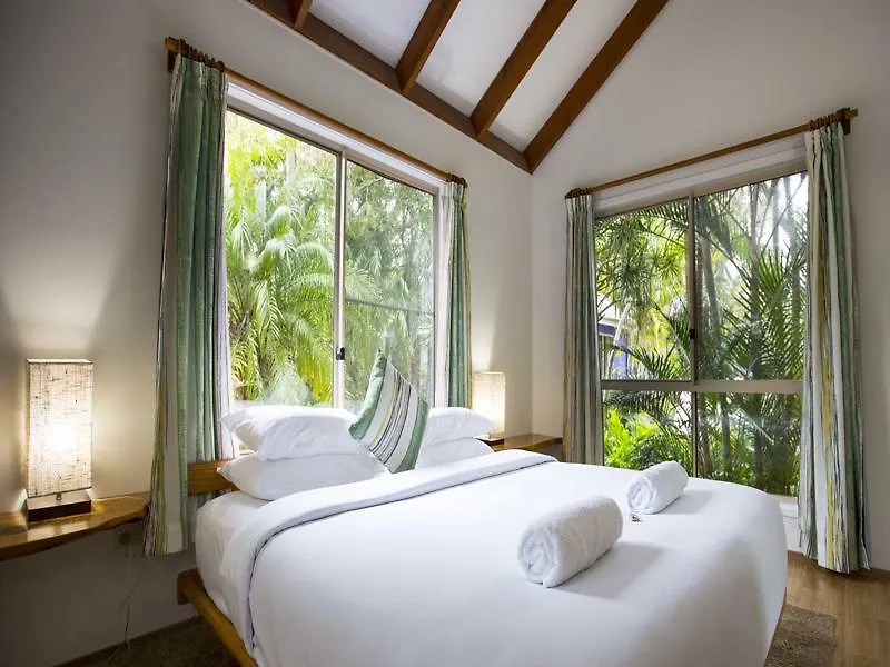 Wake Up! * Byron Bay