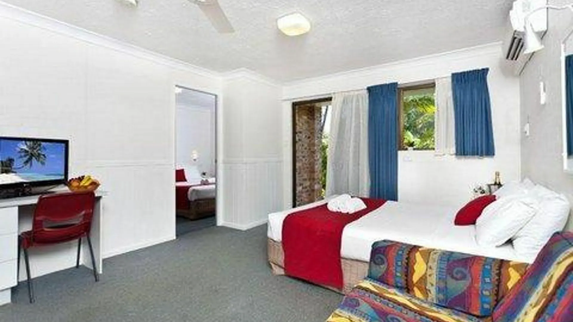 The Sunseeker, Byron Bay
