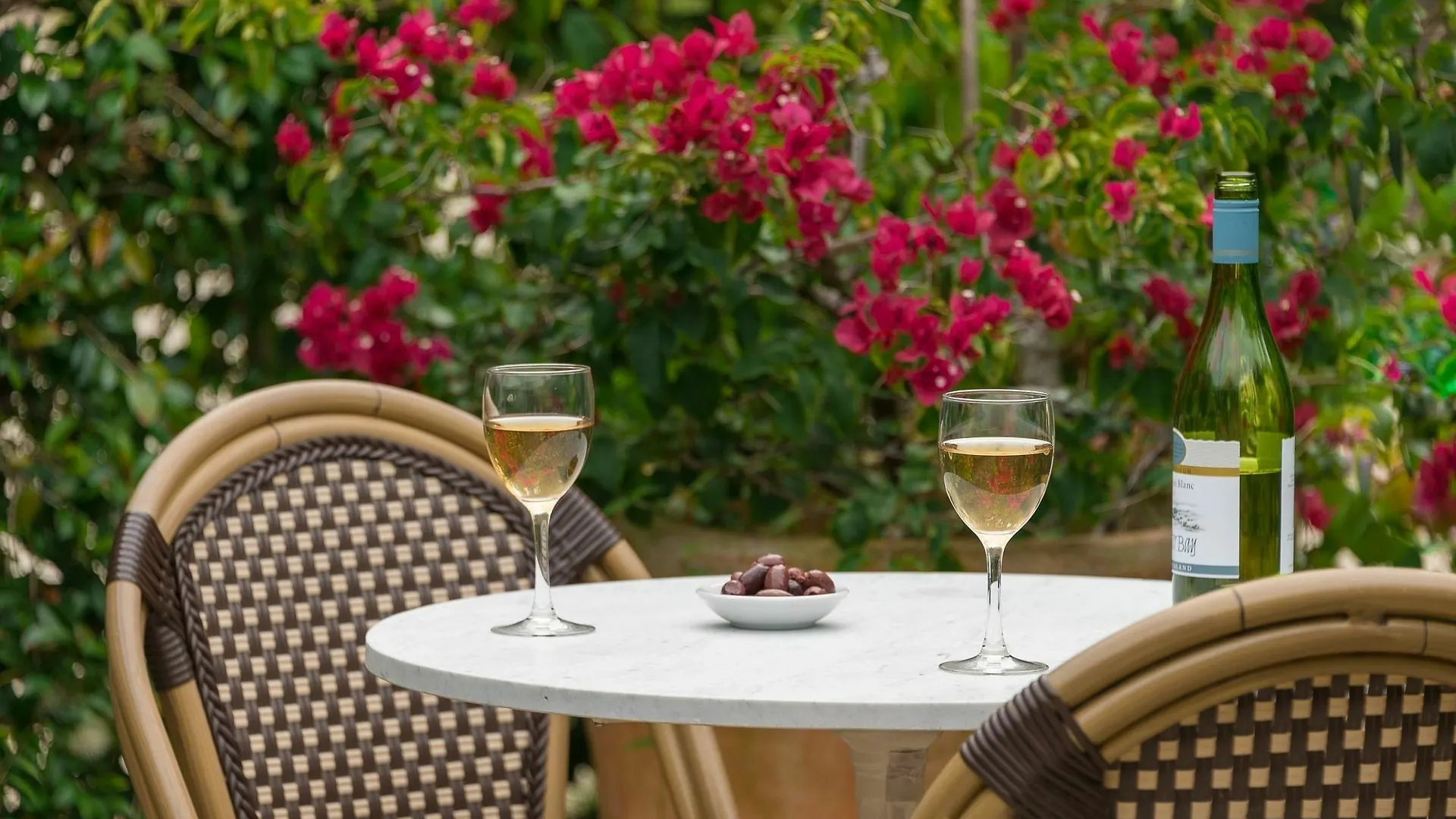 Abelia House Bed & Breakfast