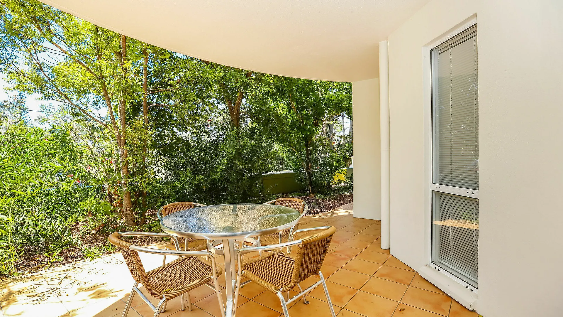 Eco Aparthotel 4*