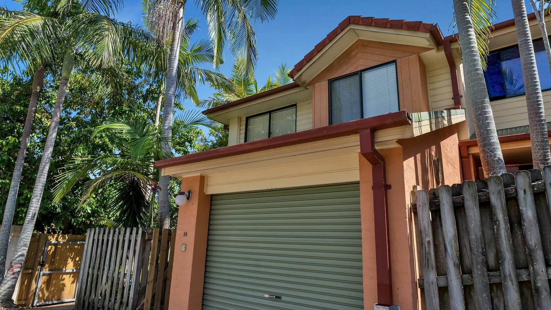Apartman Mahogany