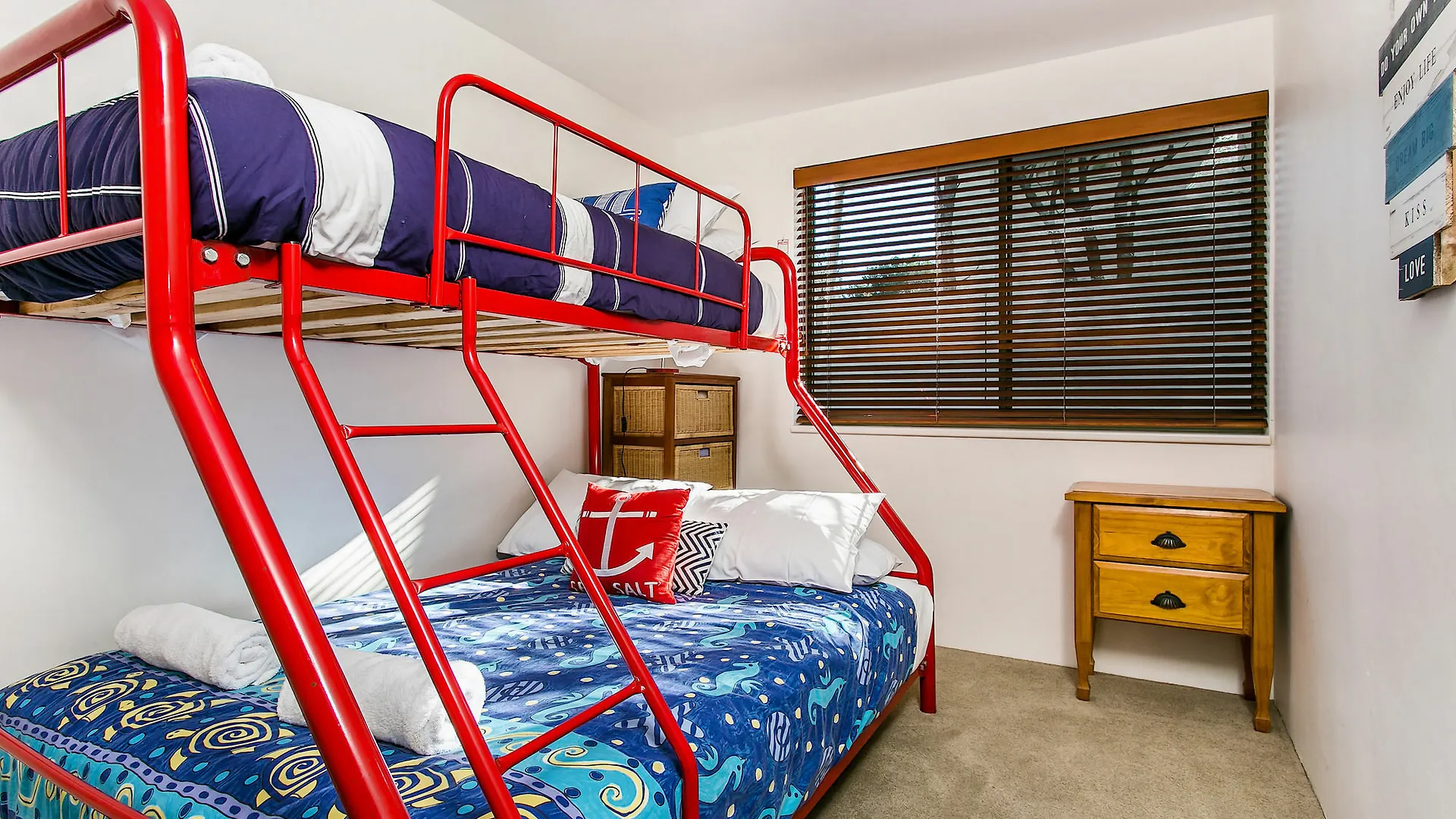 1 Surfside Hotel *