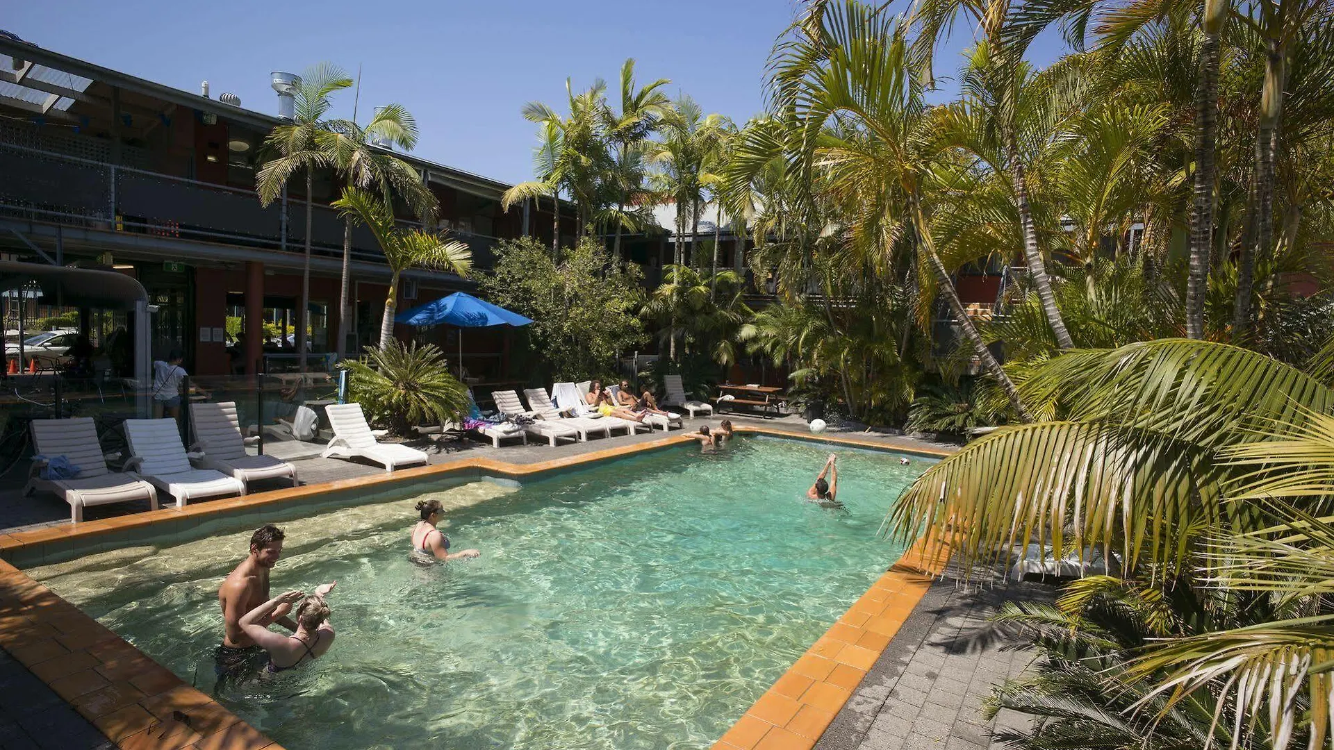 Yha Cape Byron, *
